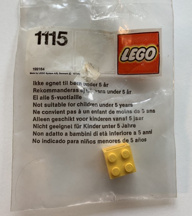 Конструктор LEGO (ЛЕГО) Service Packs 1115 Lighting Brick, 4.5V