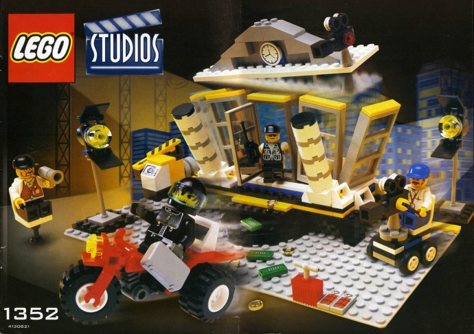 Конструктор LEGO (ЛЕГО) Studios 1352 Explosion Studio