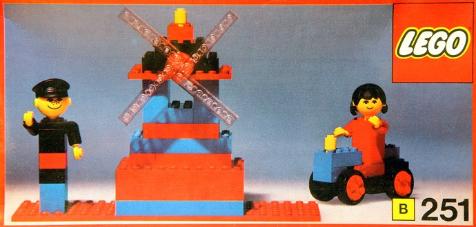 Конструктор LEGO (ЛЕГО) Building Set with People 251 Windmill with miller and wife