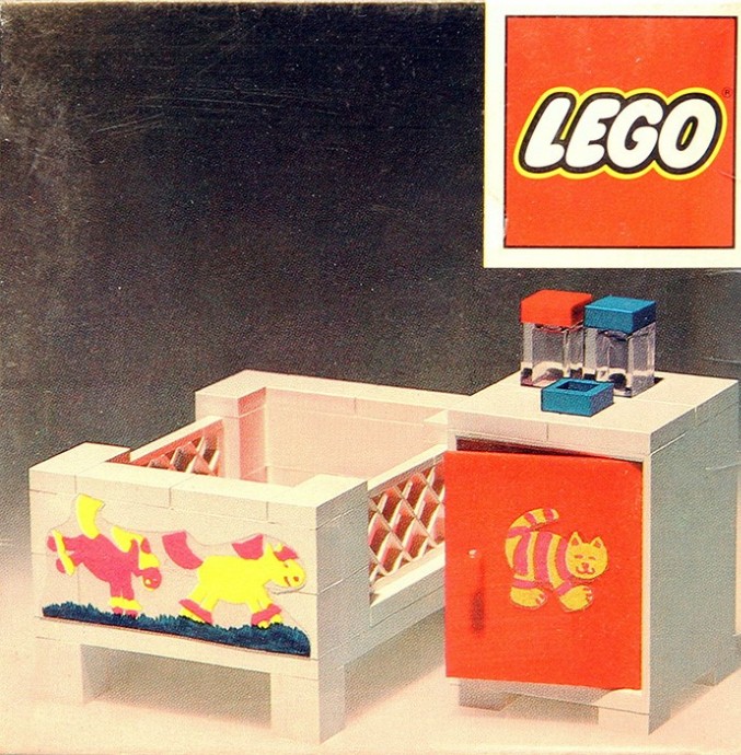 Конструктор LEGO (ЛЕГО) Homemaker 271 Baby's Cot and Cabinet
