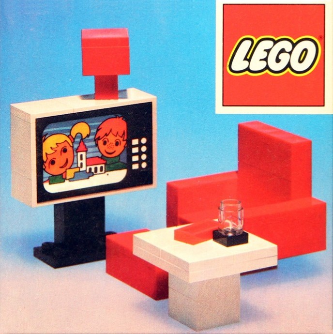 Конструктор LEGO (ЛЕГО) Homemaker 274 Colour TV and chair