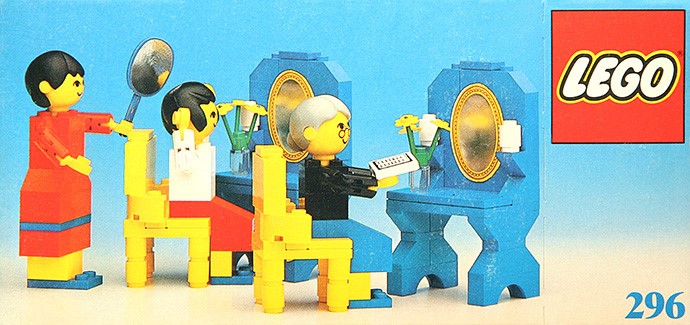 Конструктор LEGO (ЛЕГО) Homemaker 296 Ladies' Hairdressers