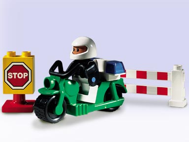 Конструктор LEGO (ЛЕГО) Duplo 2971 Action Policebike