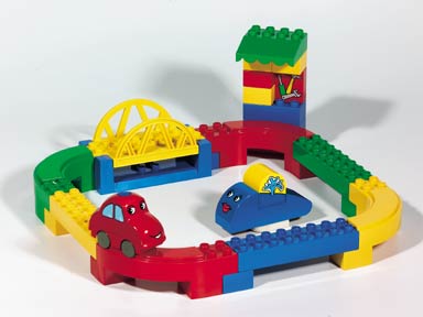 Конструктор LEGO (ЛЕГО) Duplo 3267 Brick Runner