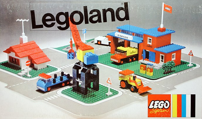 Конструктор LEGO (ЛЕГО) LEGOLAND 355 Town Center Set with Roadways