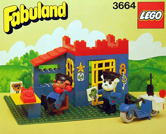 Конструктор LEGO (ЛЕГО) Fabuland 3664 Bertie Bulldog (Police Chief) and Constable Bulldog