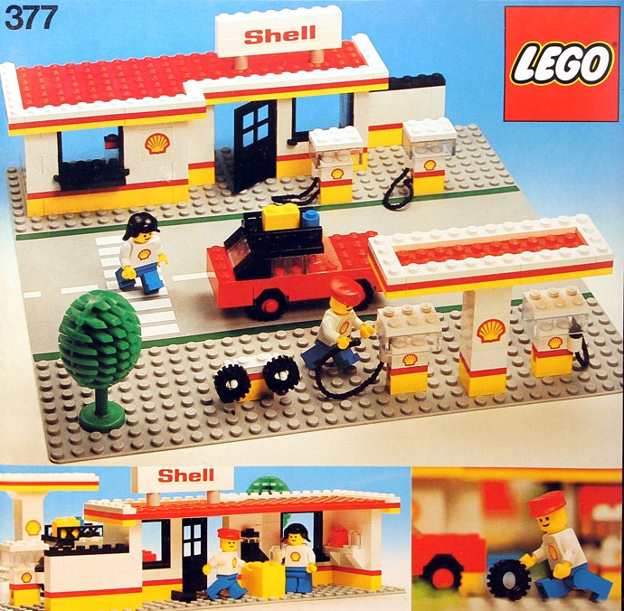 Shell Service Station 377 Town LEGO