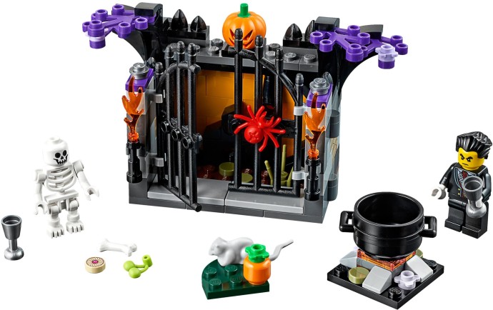 Конструктор LEGO (ЛЕГО) Seasonal 40260 Halloween Haunt