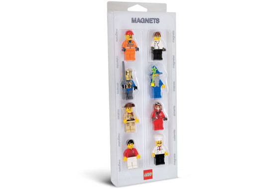 Конструктор LEGO (ЛЕГО) Gear 4270767 Minifigures Magnet Set
