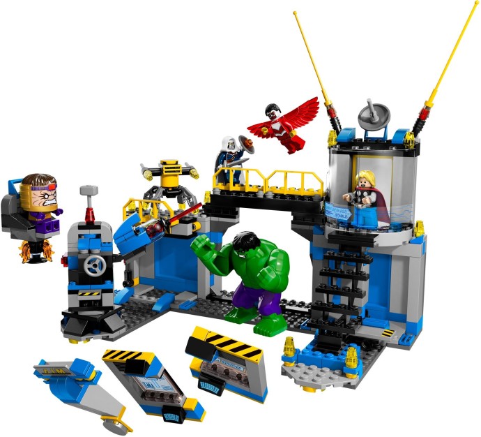 Конструктор LEGO (ЛЕГО) Marvel Super Heroes 76018 Avengers: Hulk Lab Smash