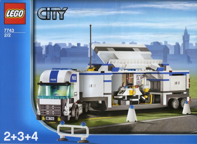 Конструктор LEGO (ЛЕГО) City 7743 Police Command Centre