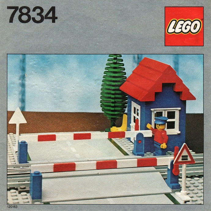 Конструктор LEGO (ЛЕГО) Trains 7834 Level Crossing