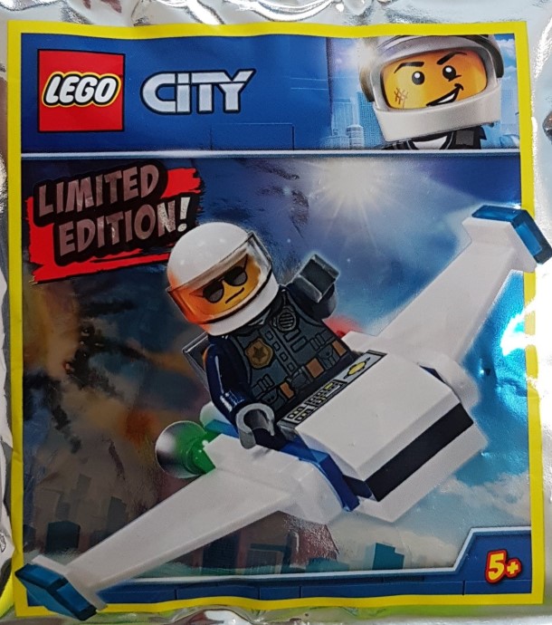 Конструктор LEGO (ЛЕГО) City 951901 Police Officer and Jet