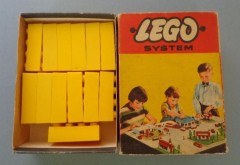 LEGO System 218 2 x 4 Bricks