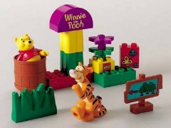 LEGO Duplo 2983 Pooh and Tigger Play Hide and Seek