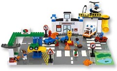 LEGO Explore 3619 Traffic Town