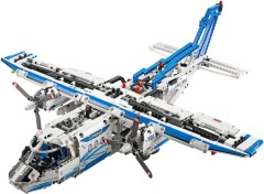LEGO Technic 42025 Cargo Plane