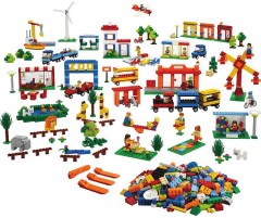LEGO Education 9389 Community Starter Set